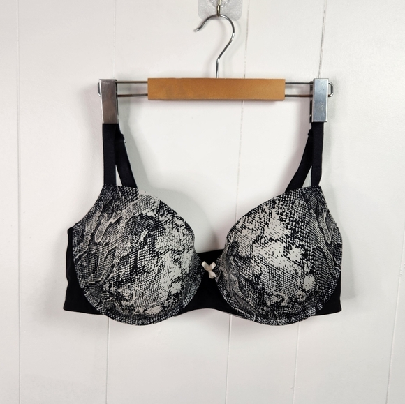 Penningtons TiVoglio Black Snakeskin Underwire Lightly Lined T-Shirt Bra 40ddd - Picture 8 of 8